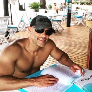 Meet your Posher, Eddie